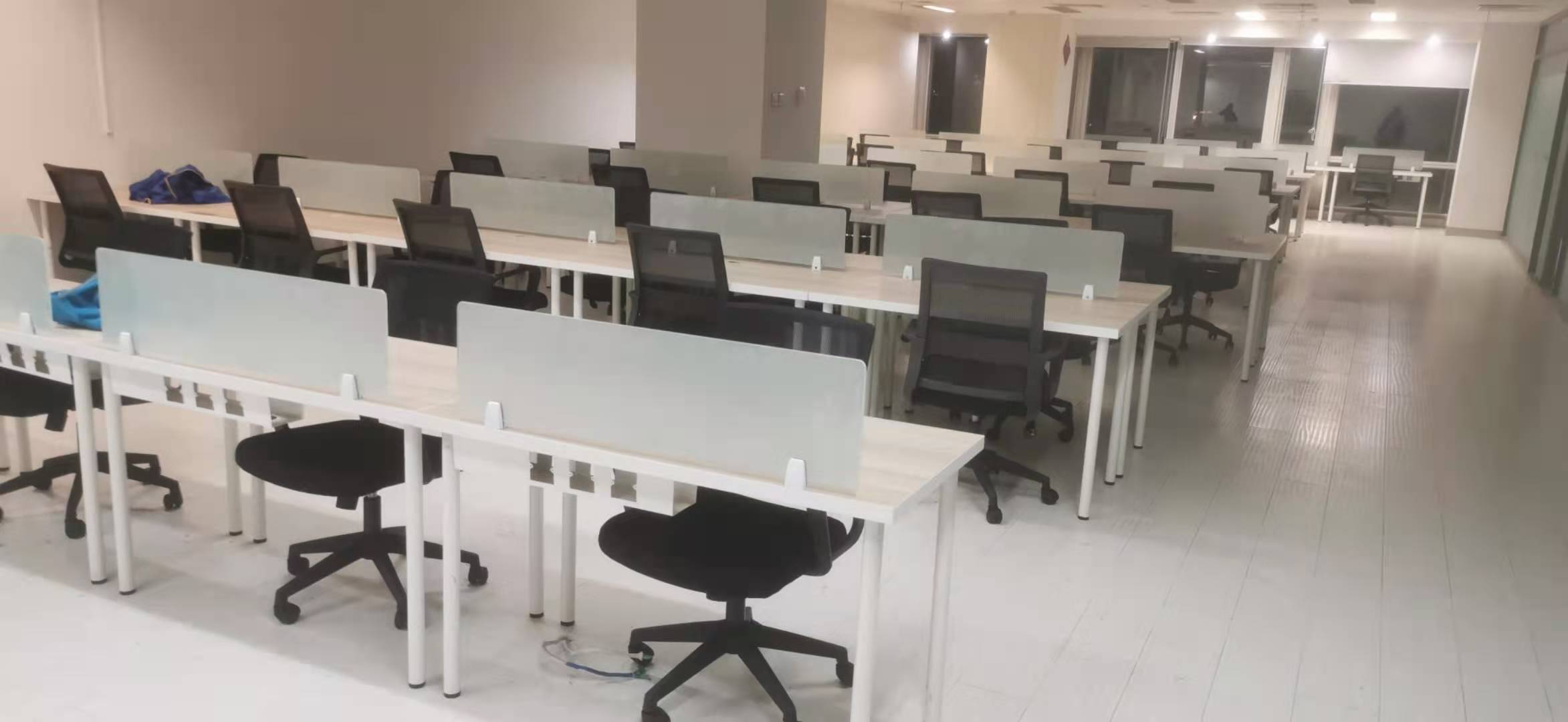 办公桌租赁01